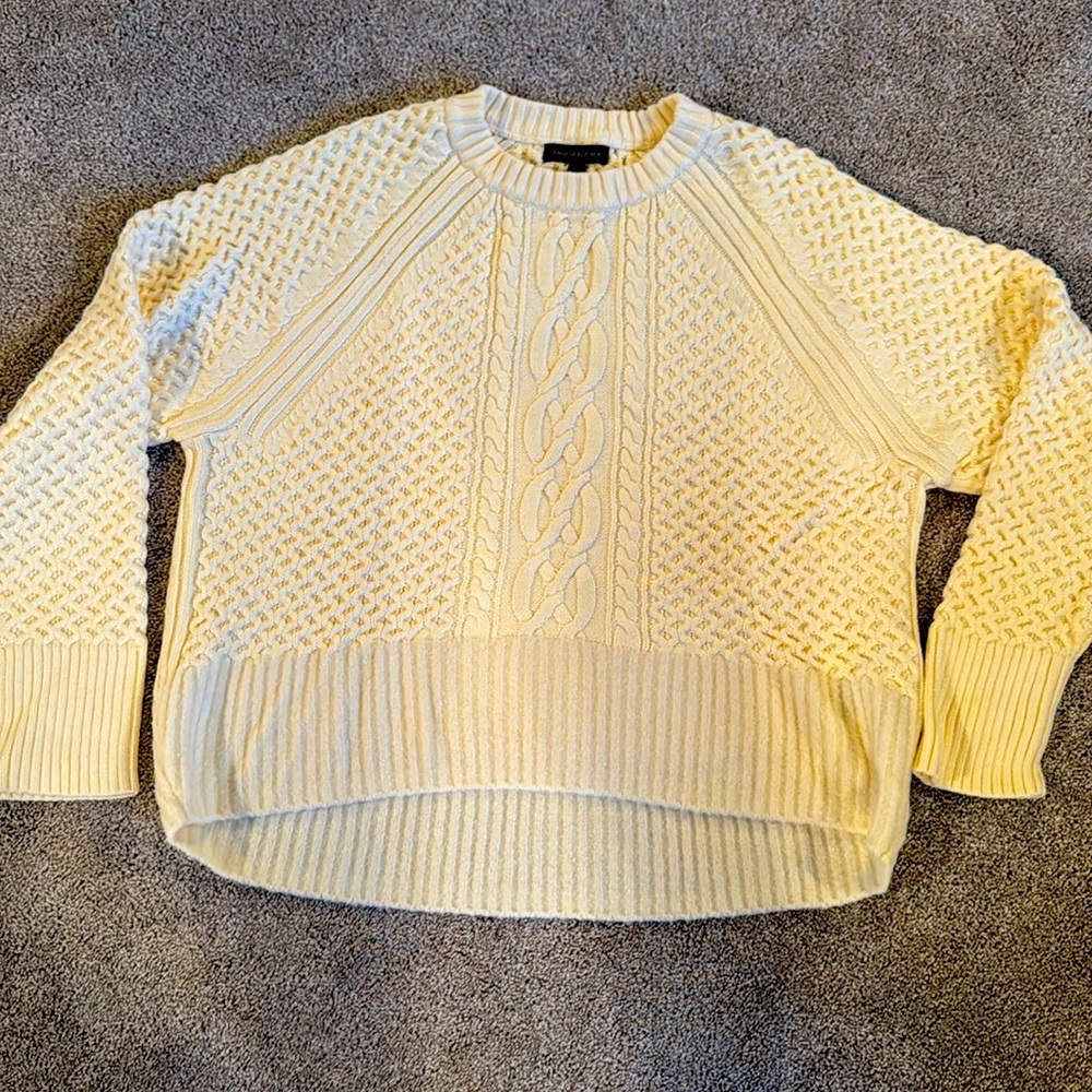 Banana Republic cream fisherman cropped sweater XL